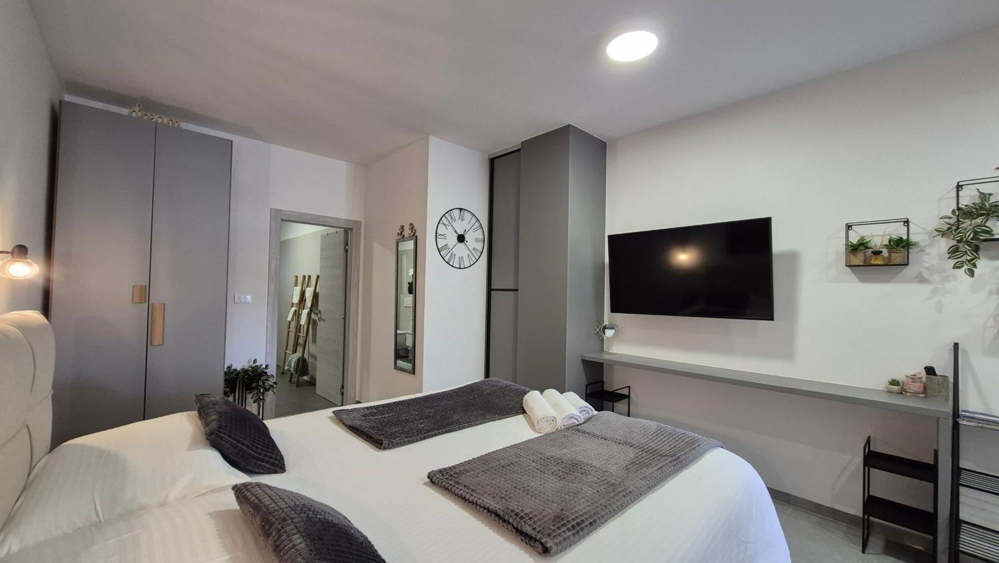 Cave With Free Parking Apartamento PUY Exterior foto